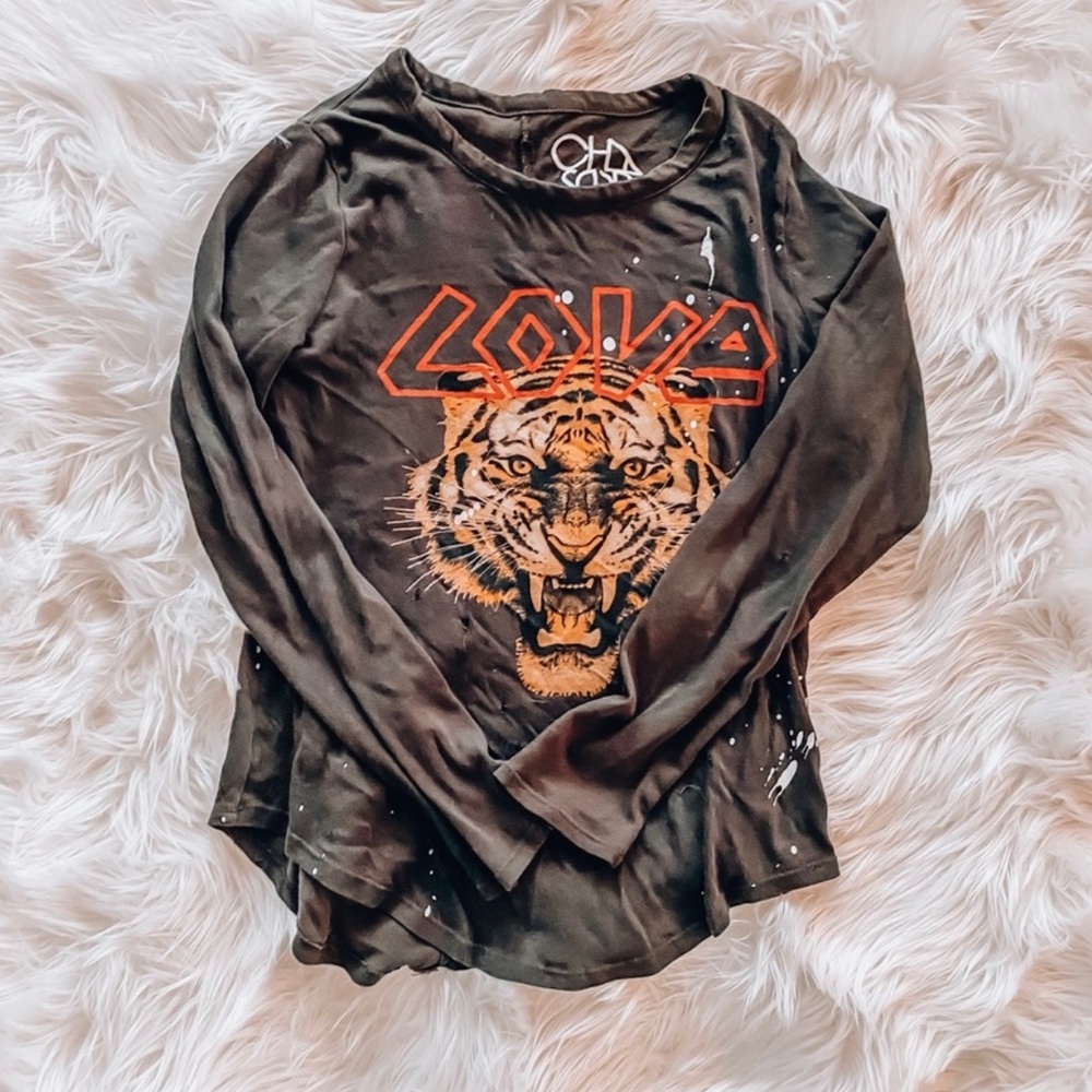 Distressed LOVE Chaser tee
